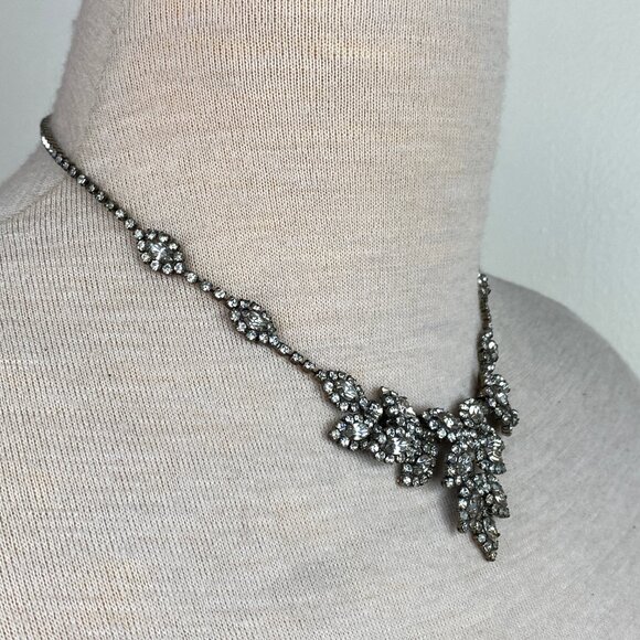 Vintage 40s Prong Set Rhinestone Demi Parure 3 Pc Necklace & Brooch Set - Picture 5 of 14